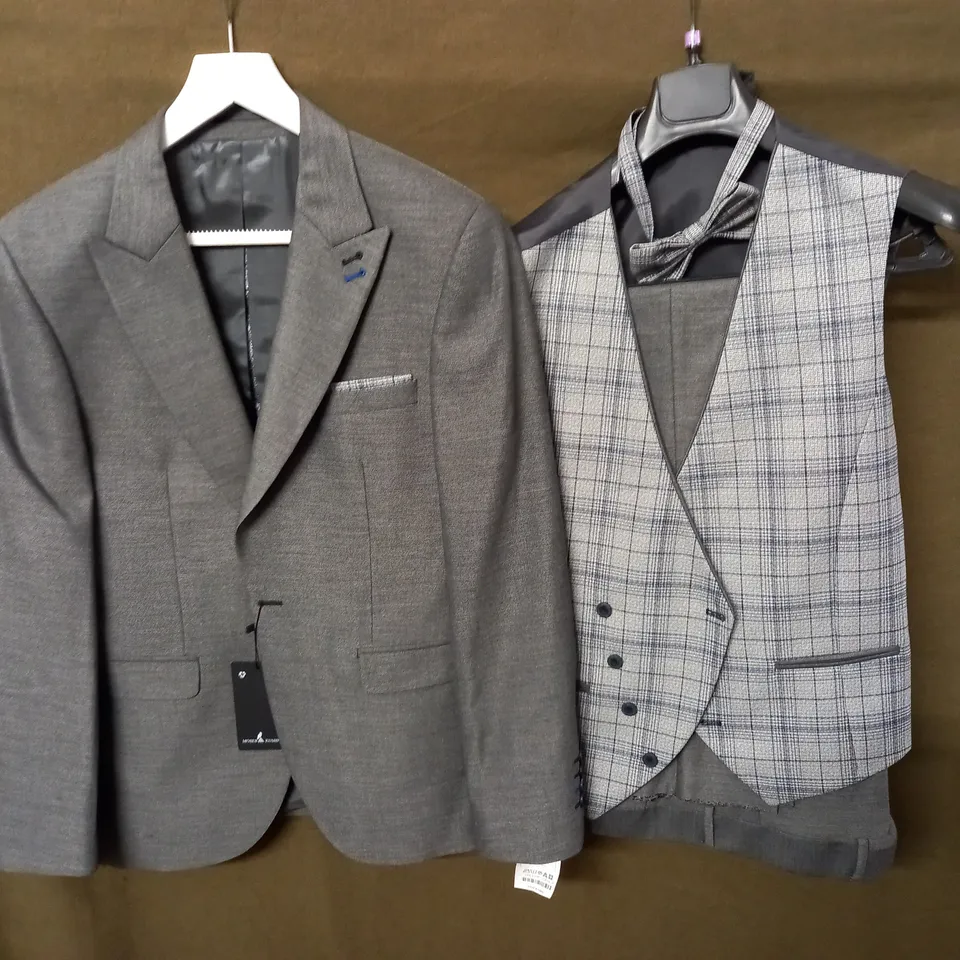 MOSES KUSHNER GREY 5-PIECE SUIT - JACKET 46 TROUSERS 56