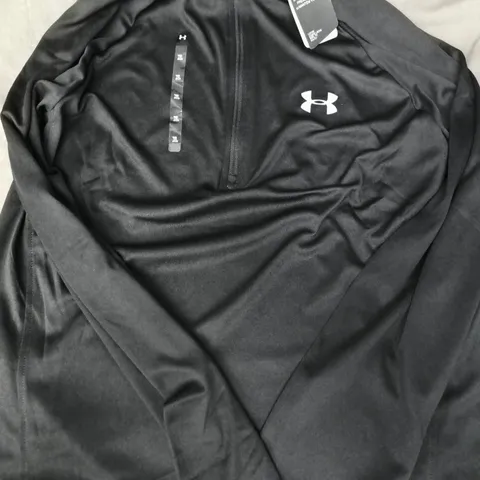 UNDER ARMOUR LONG SLEEVE 1/2 ZIP TOP IN BLACK SIZE XL