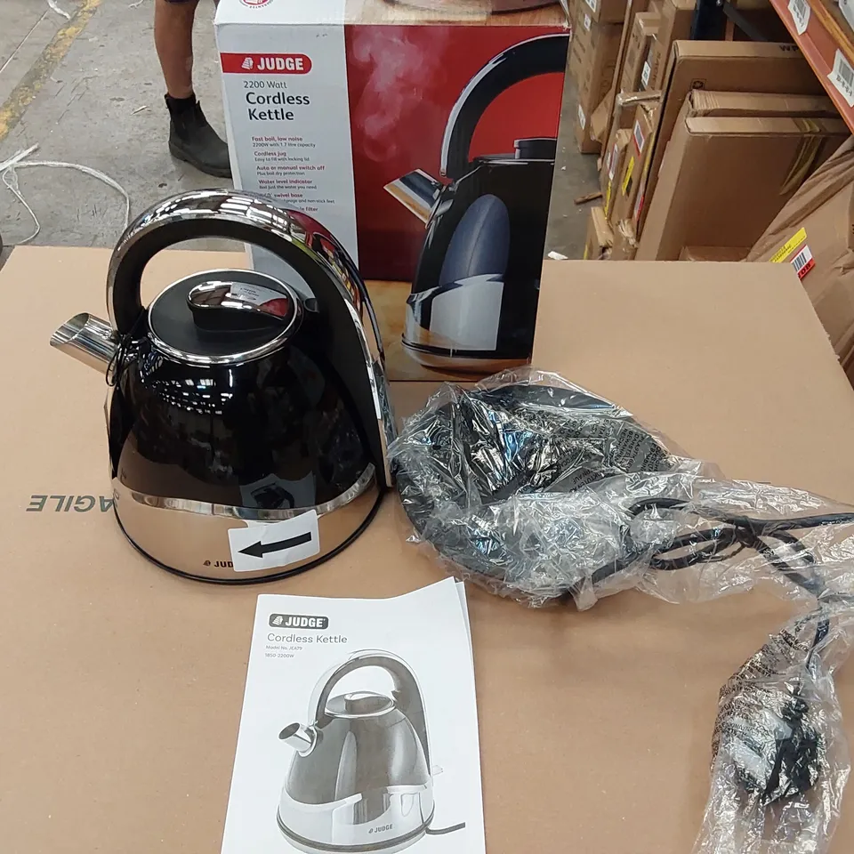 BOXED JUDGE 1.7L KETTLE (1 BOX)