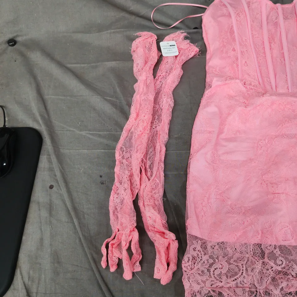 FASHION NOVA ALWAYS SWEET CORSET MINI DRESS & GLOVES SET – PINK, UK SIZE L