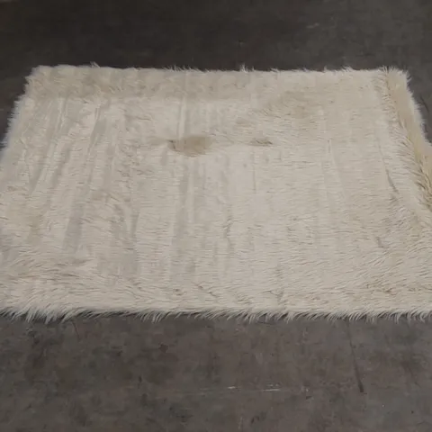 BRAND NEW BAGGED PACO HOME PLAYA RUG - 120 x 170cm