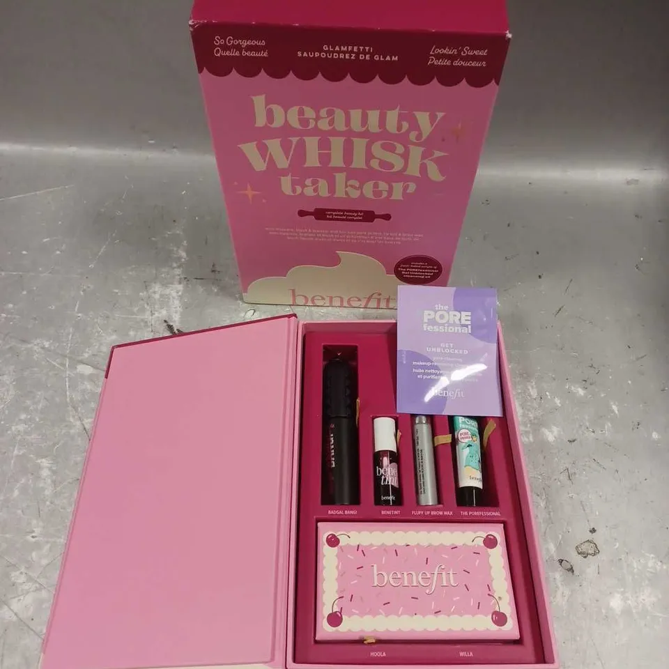 BOXED BENEFIT BEAUTY WHISK TAKER COMPLETE BEAUTY KIT