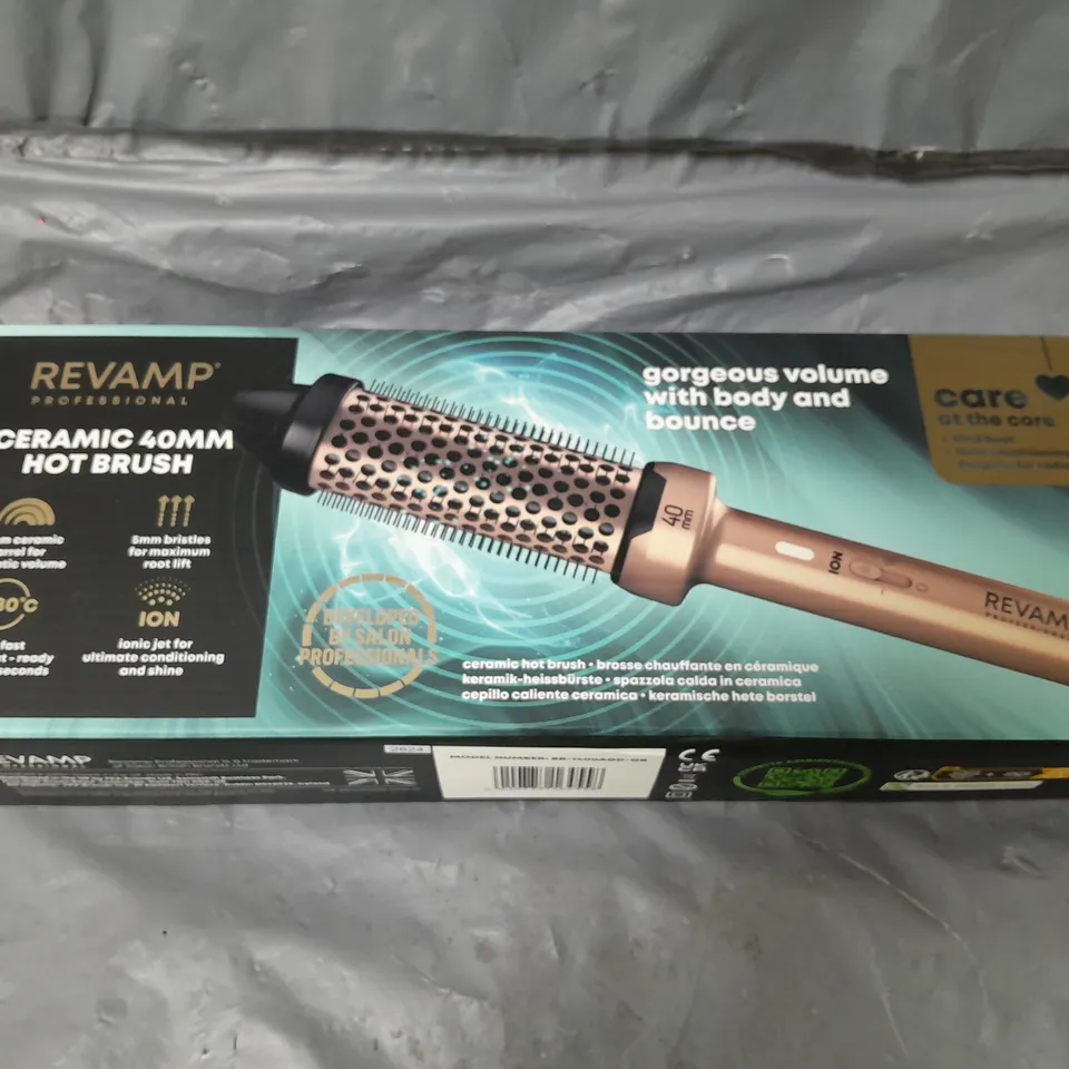 REVAMP DYNAMIC RADIANCE 40MM CERAMIC HOT BRUSH