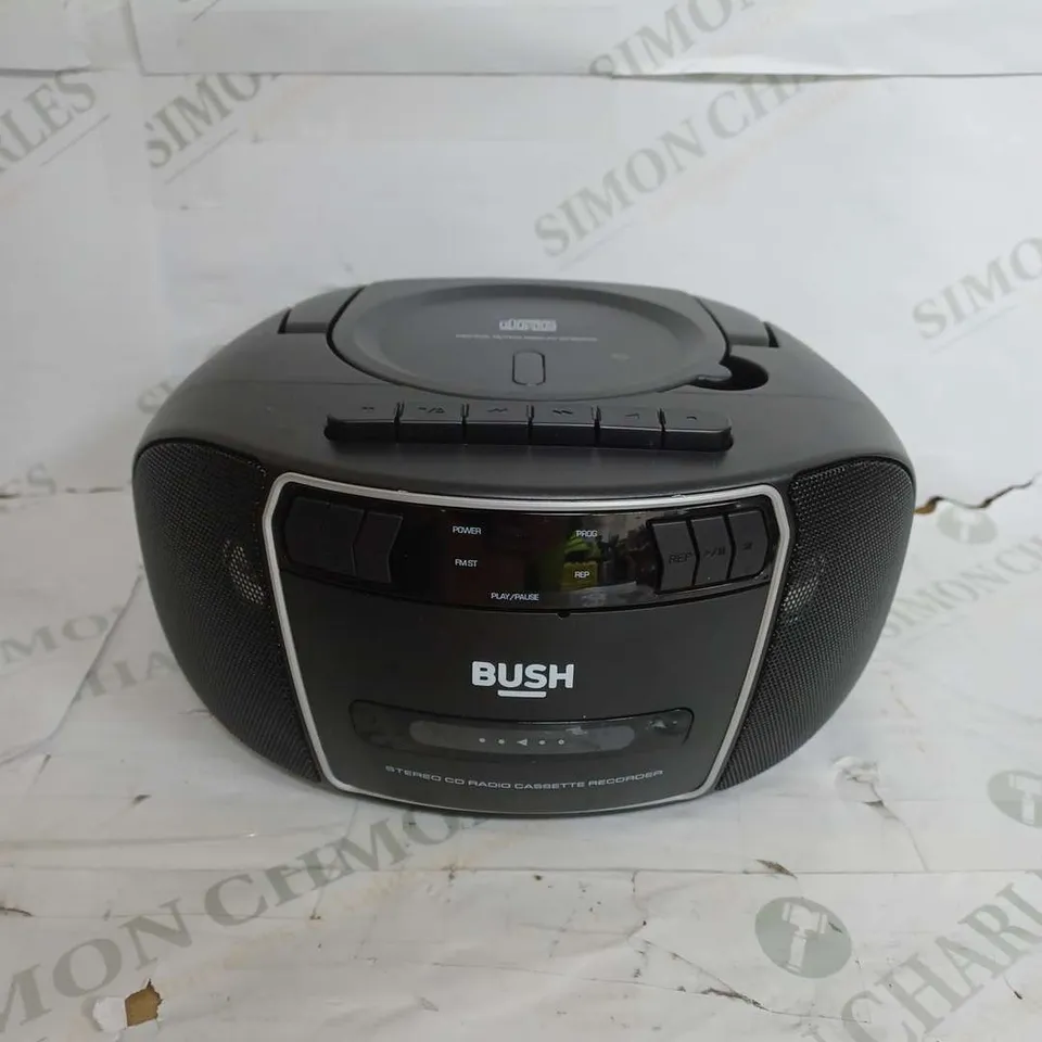 BOXED BUSH CD/CASSETTE BOOMBOX WITH RADIO IN BLACK