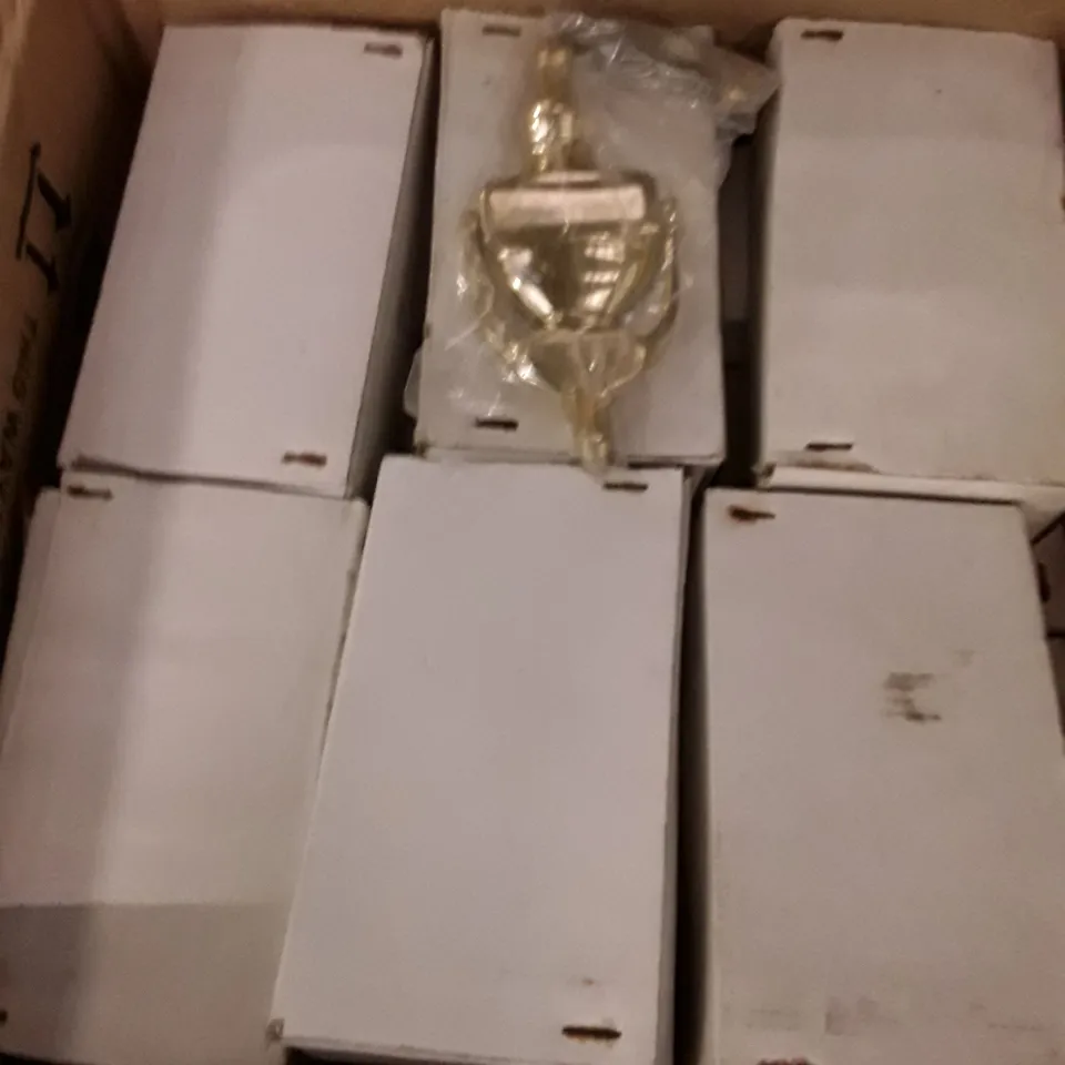PALLET OF BRAND NEW HOMEWARE STOCK INCLUDING FLOOR LIGHT, BRASS DOOR KNOCKER & KITCHEN LIGHTING 