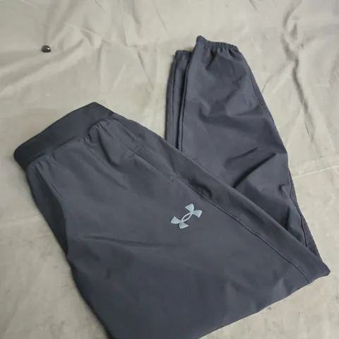 UNDER ARMOUR BLACK TRACK PANTS SIZE L