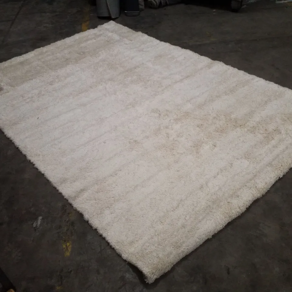 QUALITY DESIGNER AREA RUG - APPROXIMATELY 200×290CM