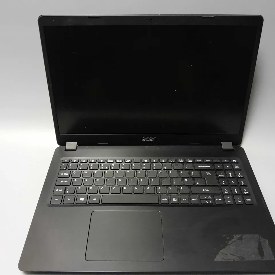 ACER ASPIRE 3 LAPTOP IN BLACK