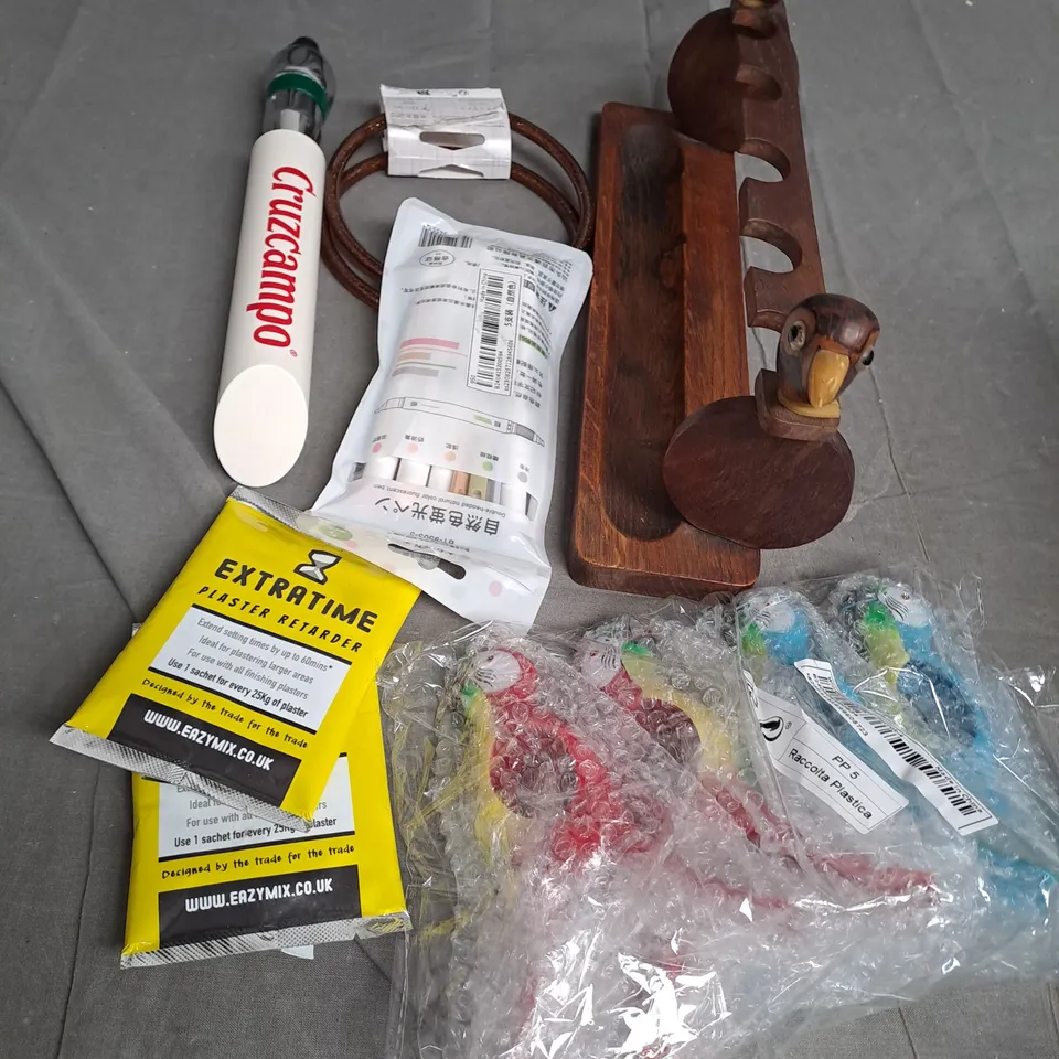 TOTE OF APPROX 20 HOUSEHOLD ITEMS TOO INCLUDE , PENS , BAG HANDLES , PEGS 