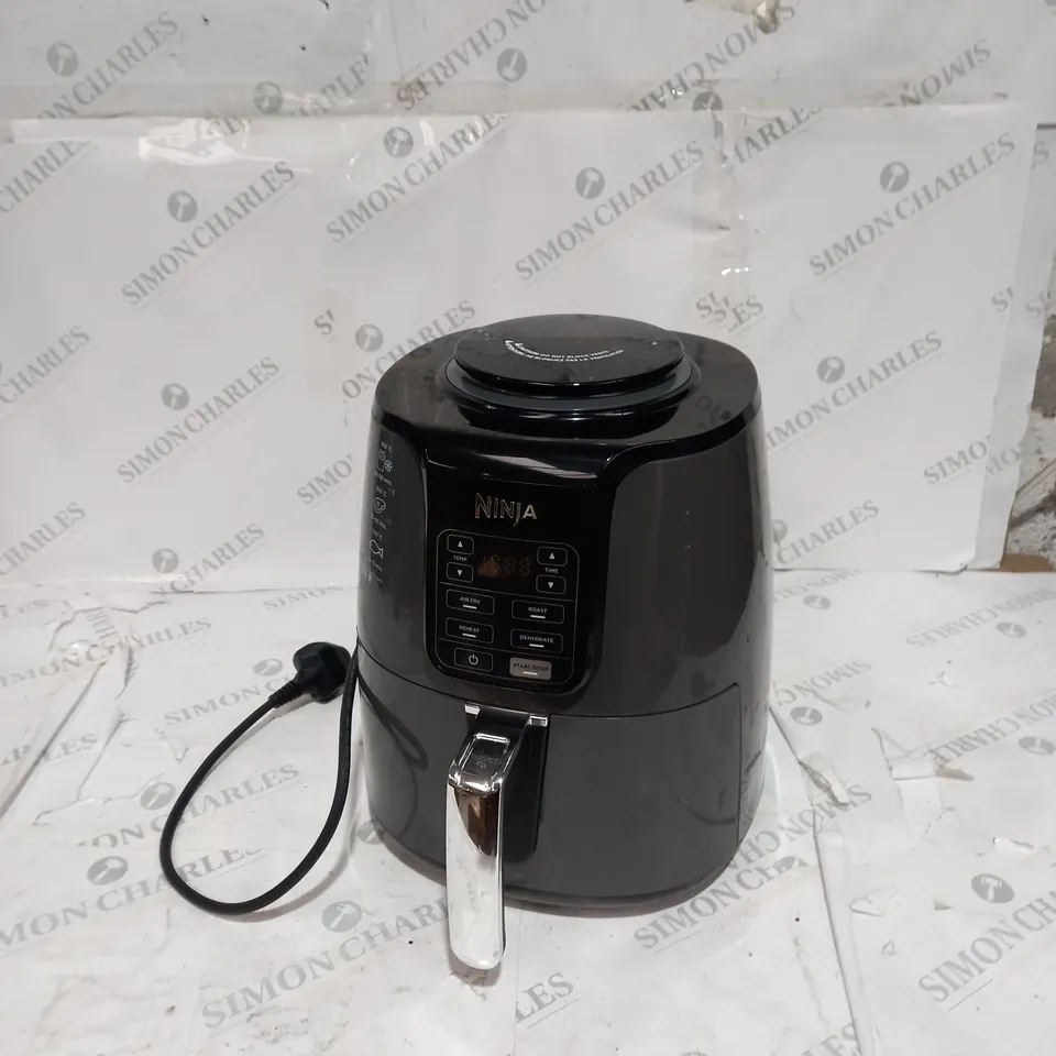 NINJA AIR FRYER 