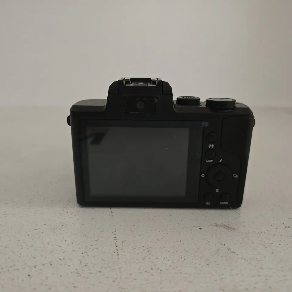 DIGITAL CAMERA DC226 16X ZOOM WITH MANUAL