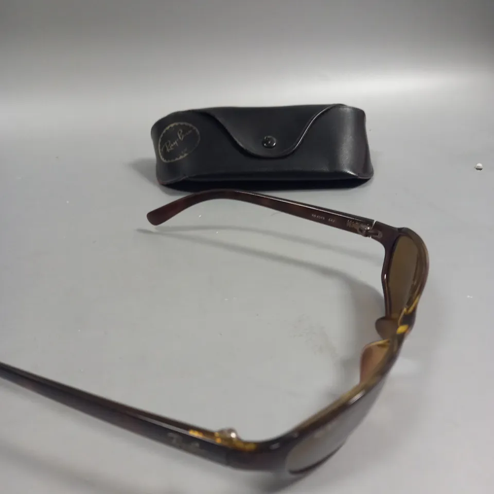 RAY-BAN RB4076 POLARIZED 601/58 SUNGLASSES BLACK