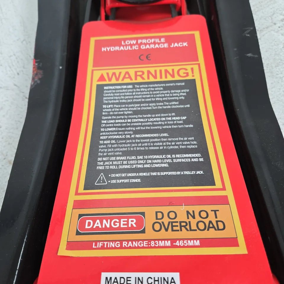 LOW PROFILE HYDRAULIC GARAGE JACK – RED, LIFTING RANGE 83MM–465MM