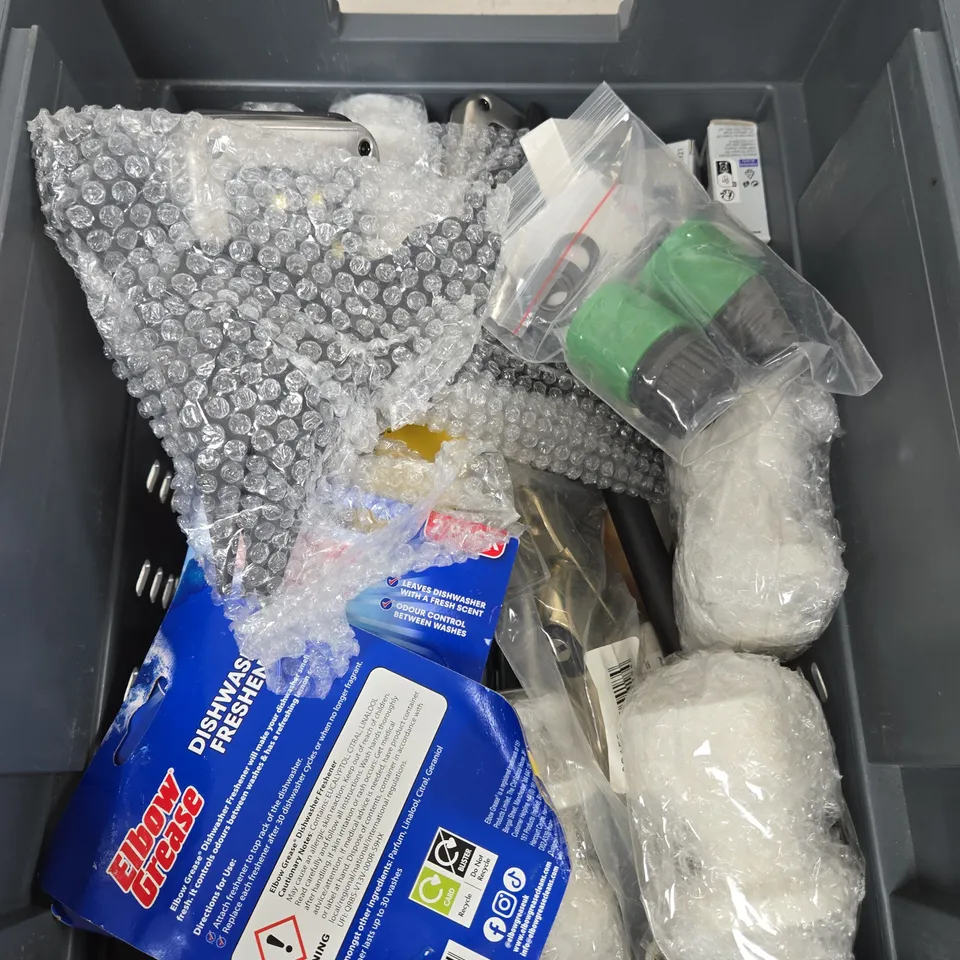 APPROXIMATELY 10 ASSORTED HOUSEHOLD PRODUCTS TO INCLUDE DISHWASHER FRESHENER, LED LIGHT, CABLE SEAL ETC 