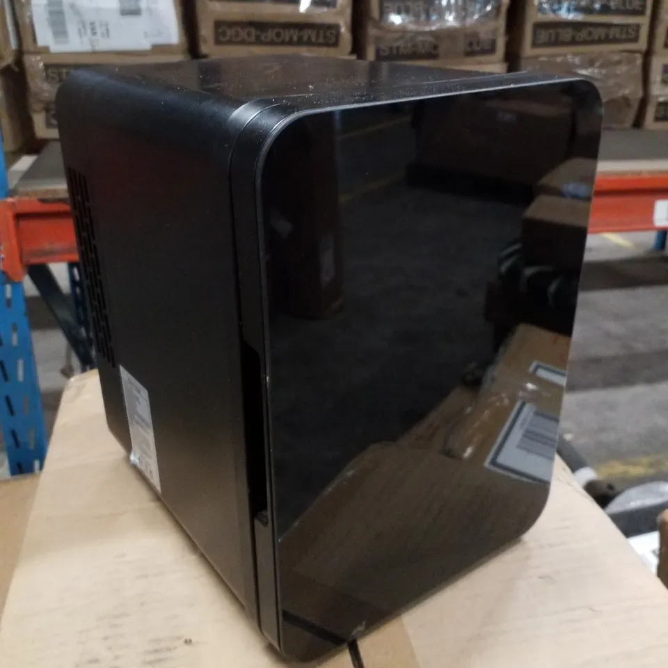 BOXED ATRAVESAR MINI FRIDGE FOR BEDROOM QUIET 4L SMALL FRIDGE