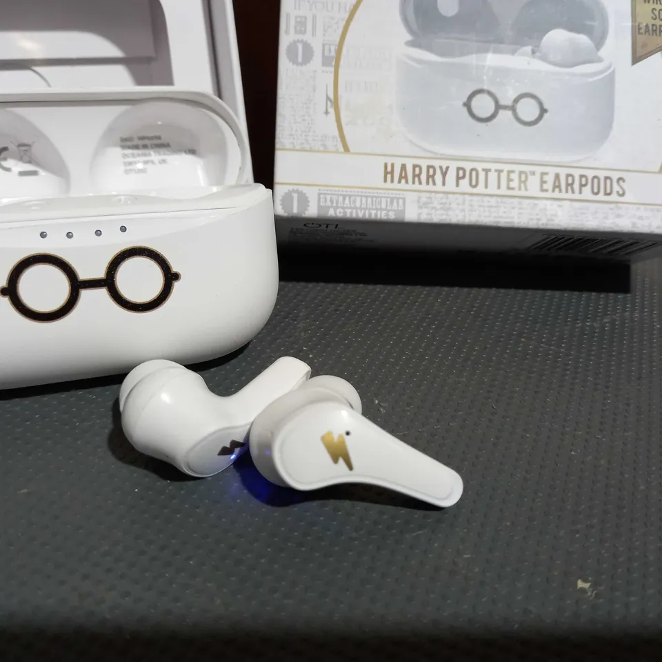 WIZARDING WORLD HARRY POTTER EARPODS 