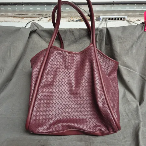 MAROON TOTE BAG WITH TWIN HANDLES