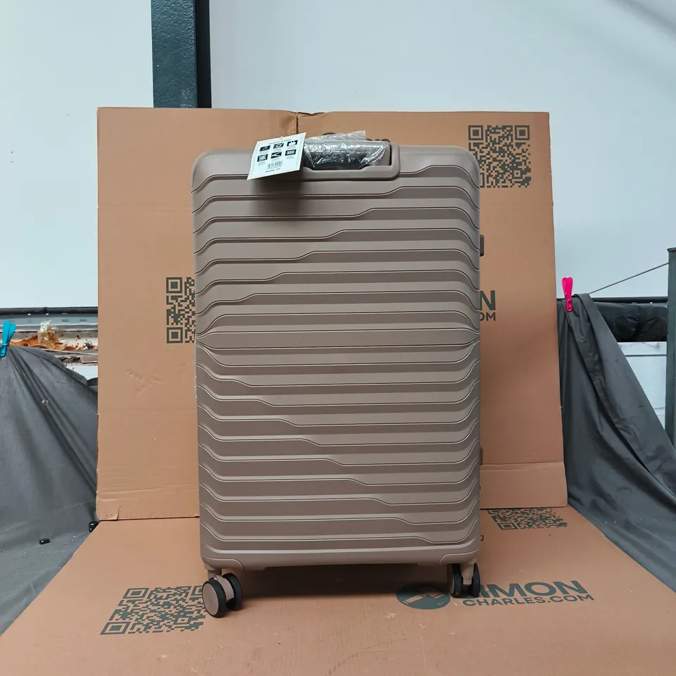 ELLE B MINK 28" SUITCASE 3 PIECE SET WITH LOCK TAGGED