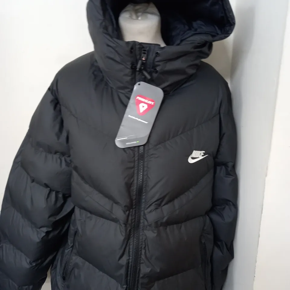 NIKE PUFFER COAT WITH HOOD SIZE XL