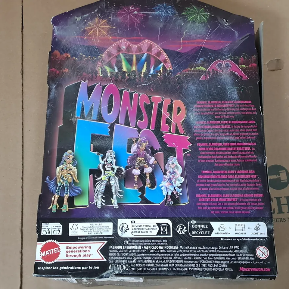 MONSTER FEST LAGOONA BLUE FIGURINE