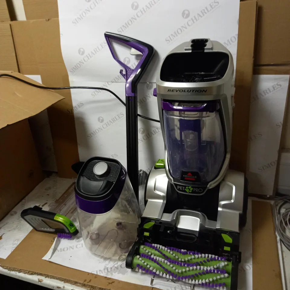 BISSELL PROHEAT 2X REVOLUTION PET PRO CARPET CLEANER 