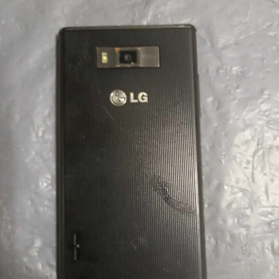 LG OPTIMUS P700 MOBILE PHONE 4GB