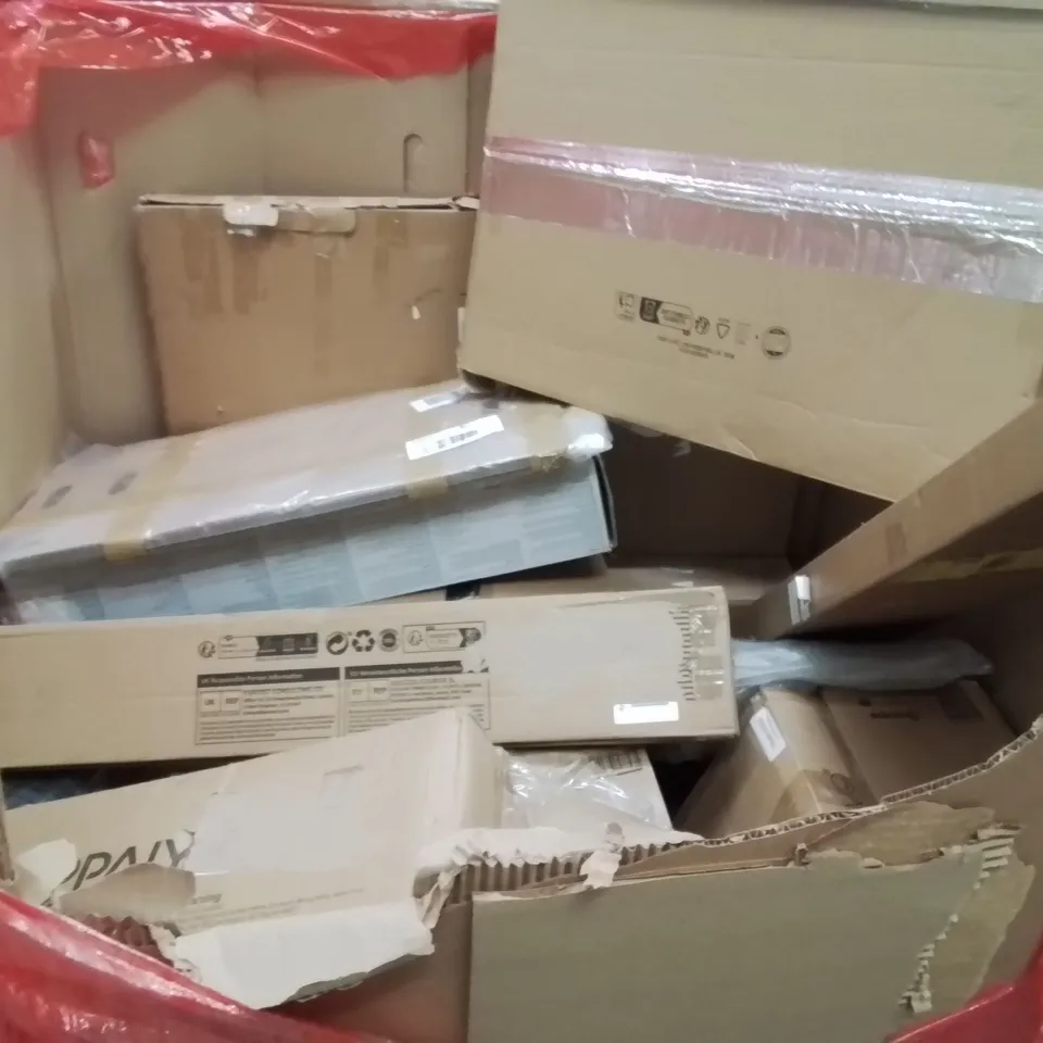 PALLET OF ASSORTED HOUSEHOLD GOODS AND PRODUCTS TO INCLUDE;BATHTUB PORTABLE,JUICER,STEAM CLEANER 