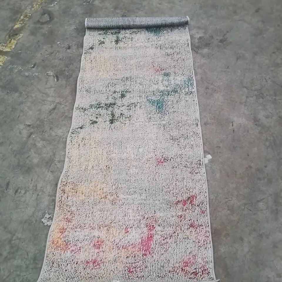 QUALITY DESIGNER AREA RUG - APPROXIMATELY 183X66CM