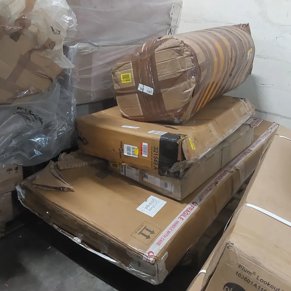 PALLET CONTAINING A LARGE QUANTITY OF ASSORTED FURNITURE PARTS AND MATTRESS 