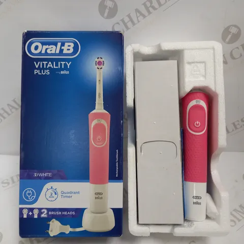 ORAL-B VITALITY PLUS ELECTRIC TOOTHBRUSH