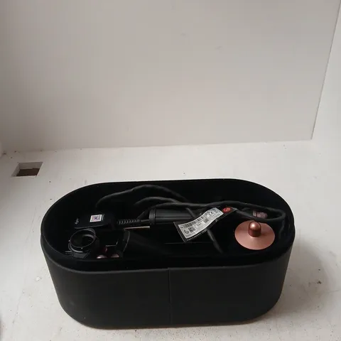 DYSON ID CURL WITH OVAL BLACK BOX WITH ROSE-GOLD RIM