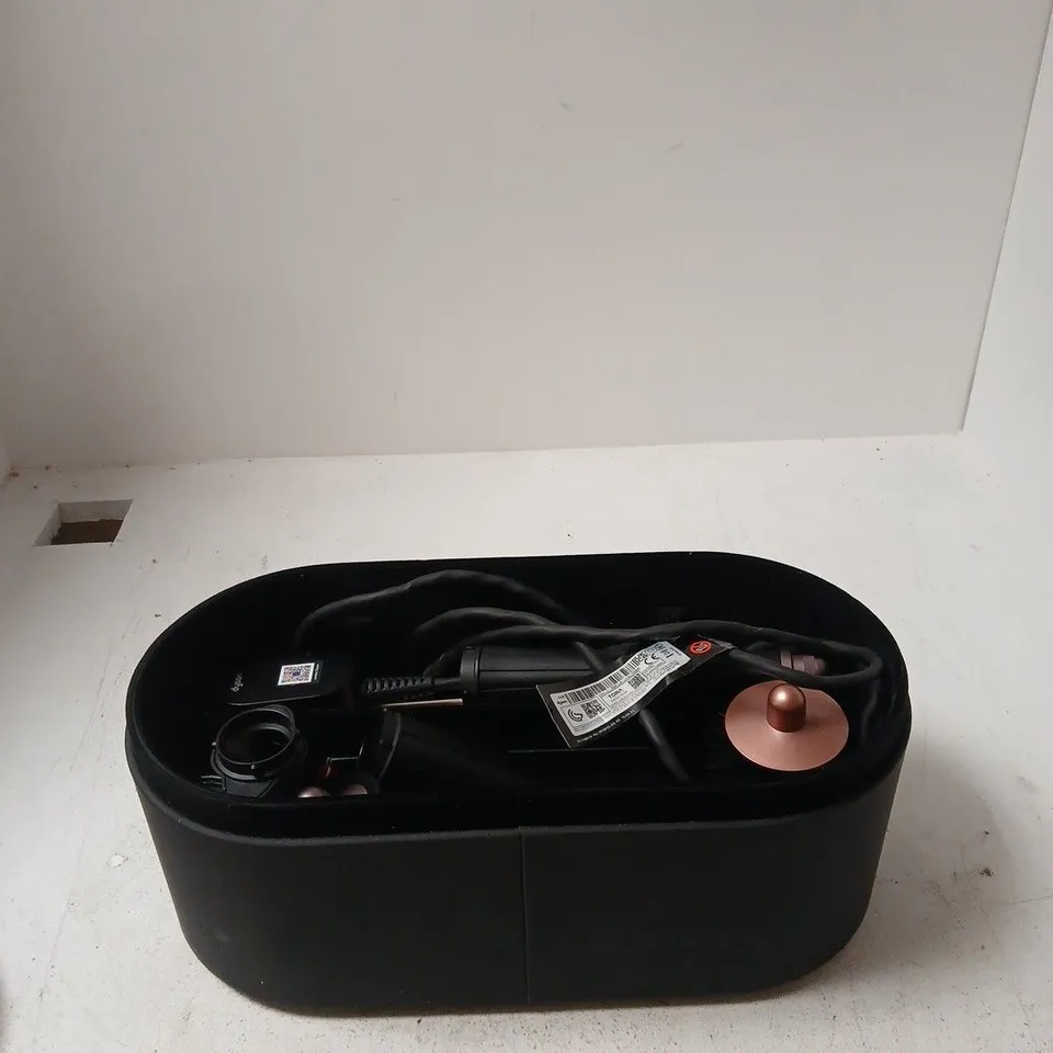 DYSON ID CURL WITH OVAL BLACK BOX WITH ROSE-GOLD RIM