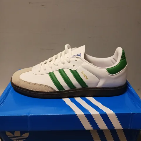 BOXED PAIR OF ADIDAS ORIGINALS CAMPUS 00S, WHITE/GREEN - UK SIZE 8