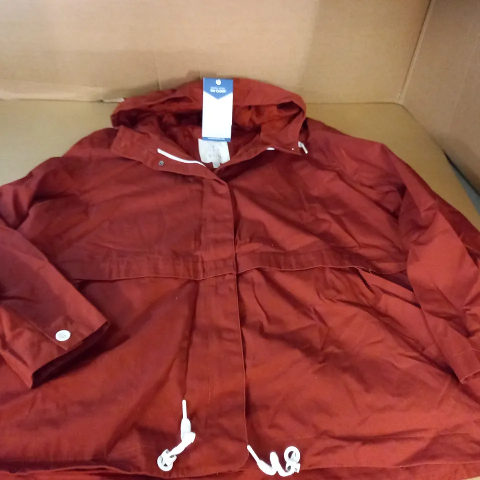 SEASALT CORNWALL RAIN DEPTH JACKET IN RED CLAY - UK 26/28