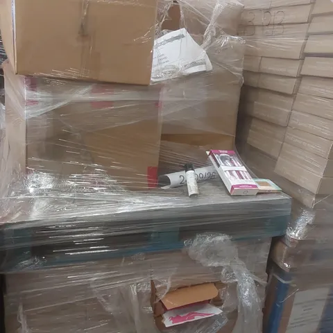 PALLET CONTAINING A VERY LARGE QUANTITY OF ASSORTED BEAUTY RELATED PRODUCTS INCLUDING: LUXURY BRUSH SETS, EYESHADOW PALETTES, HAIR SPRAY ECT