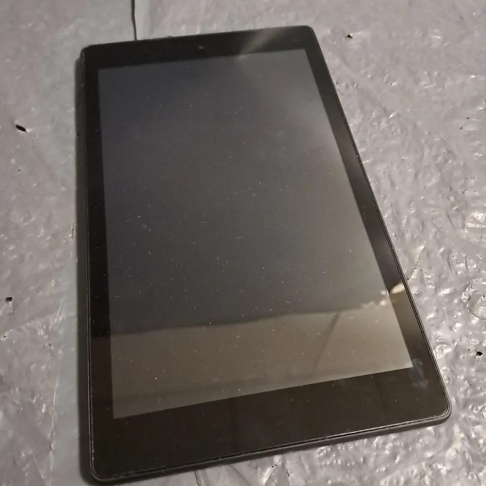 UNBOXED AMAZON FIRE TABLET - SX034QT