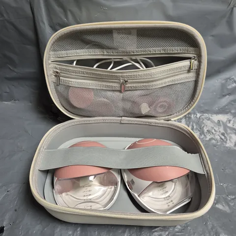 MOMCOZY HANDSFREE BREAST PUMP SET 