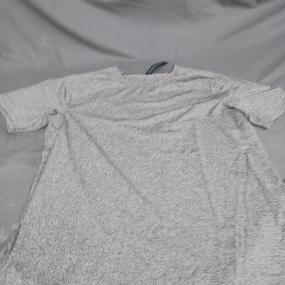 LULULEMON LICENSE TO TRAIN SHORT SLEEVE T-SHIRT SIZE XL
