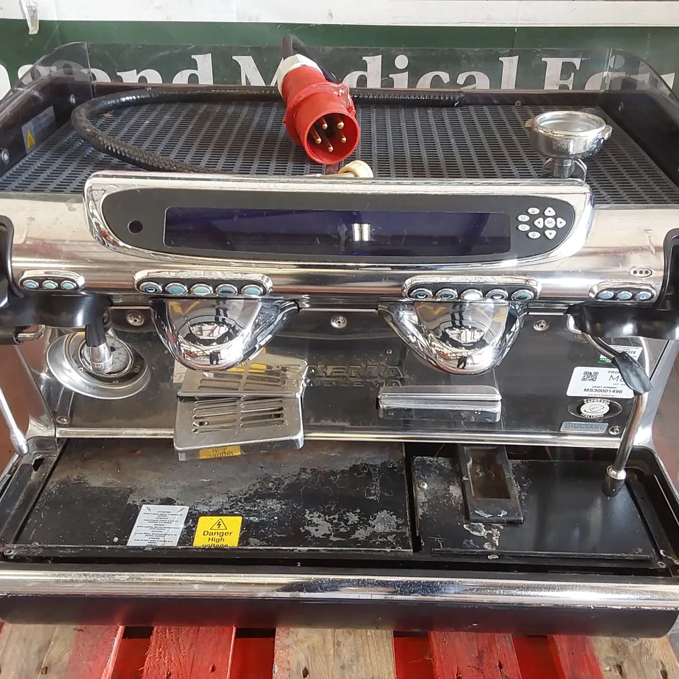 FAEMA EMBLEMA 2 GROUP COFFEE ESPRESSO MACHINE