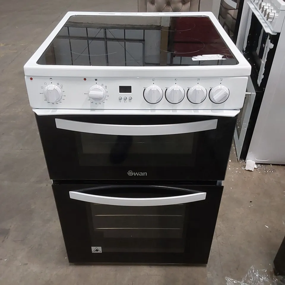SWAN SX16730W 60cm WIDE DOUBLE OVEN ELECTRIC COOKER WITH CERAMIC HOB - WHITE RRP £349