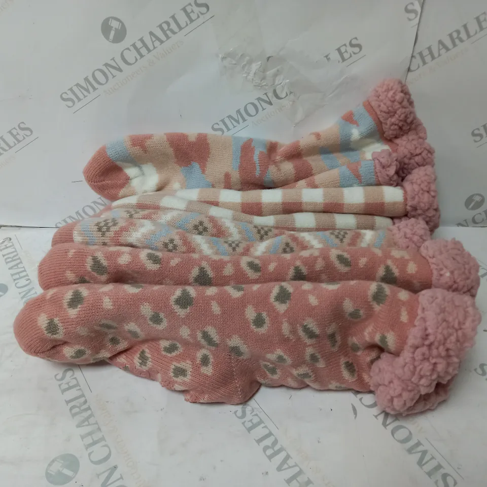 SET OF FOUR MUK LUKS JOJOBA INFUSED SHERPA LINED CABIN SOCKS