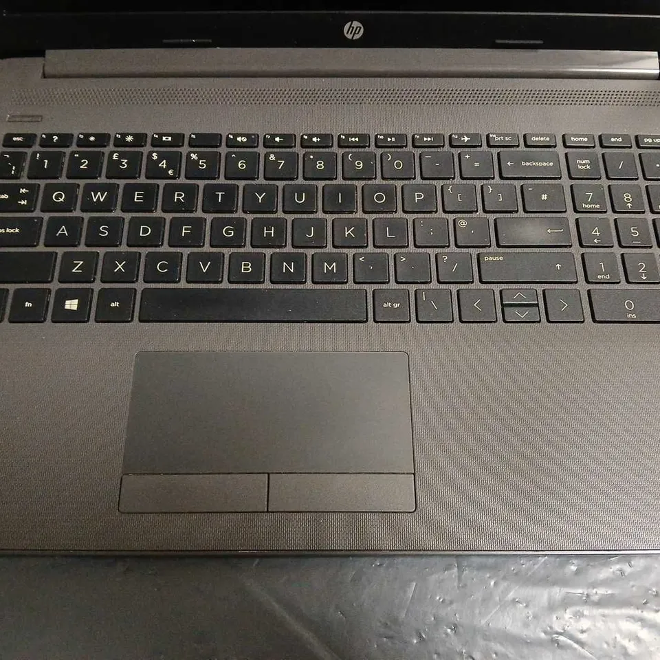 HP 250 G7 SERIES LAPTOP 