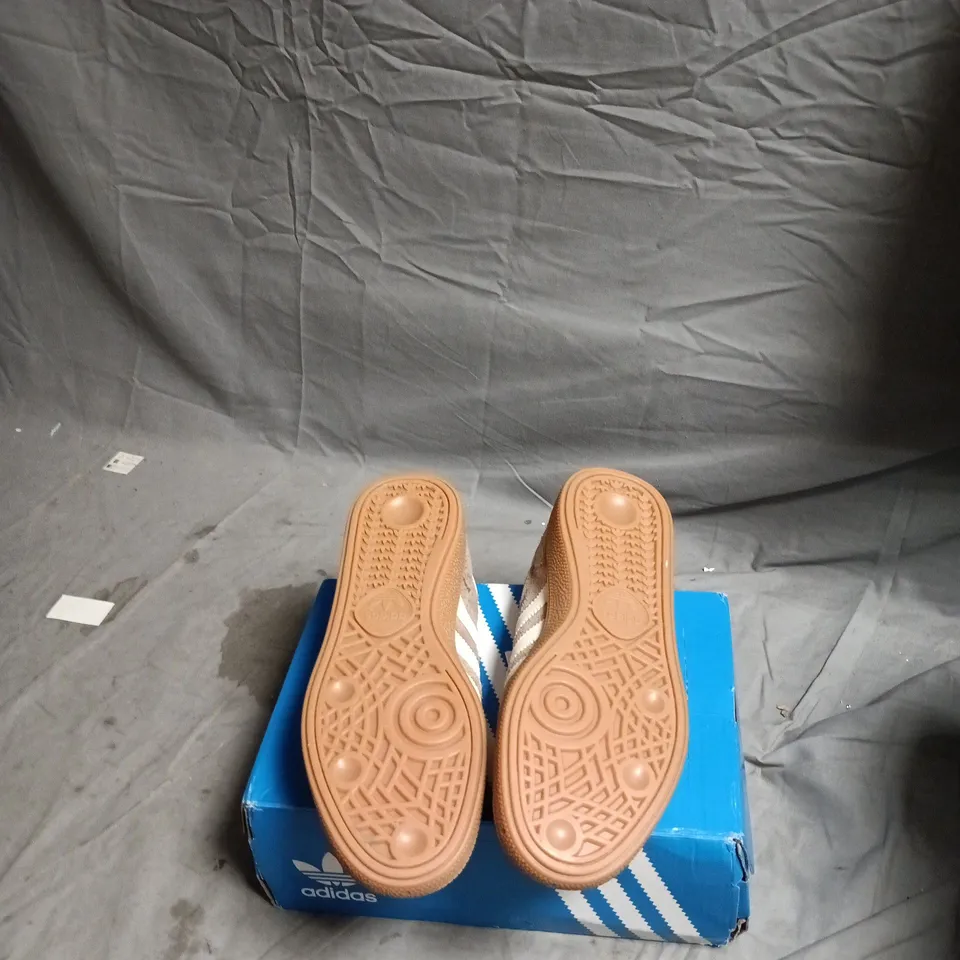 ADIDAS HANDBALL SPEZIAL W TRAINERS – BROWN SUEDE, UK 7 