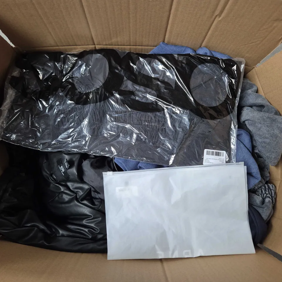 LARGE BOX OF APPROXIMATELY 20 ASSORTED CLOTHING ITEMS IN VARIOUS SIZES, STYLES AND COLOURS