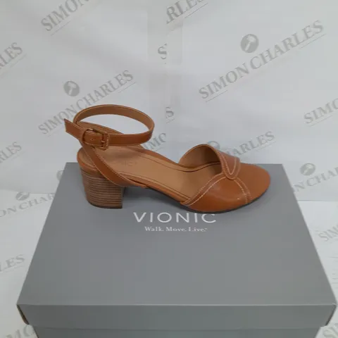 BOXED PAIR OF VIONIC TAN BLOCK HEELS SIZE UNSPECIFIED