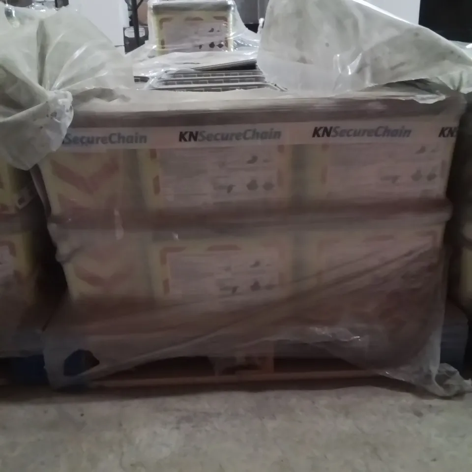 PALLET OF ULTRACRETE TOUGH PATCH POTHOLES REPAIR APPROXIMATELY 26 CASES  //EXPIRY DATE 18.05.25 26KG PER CASE