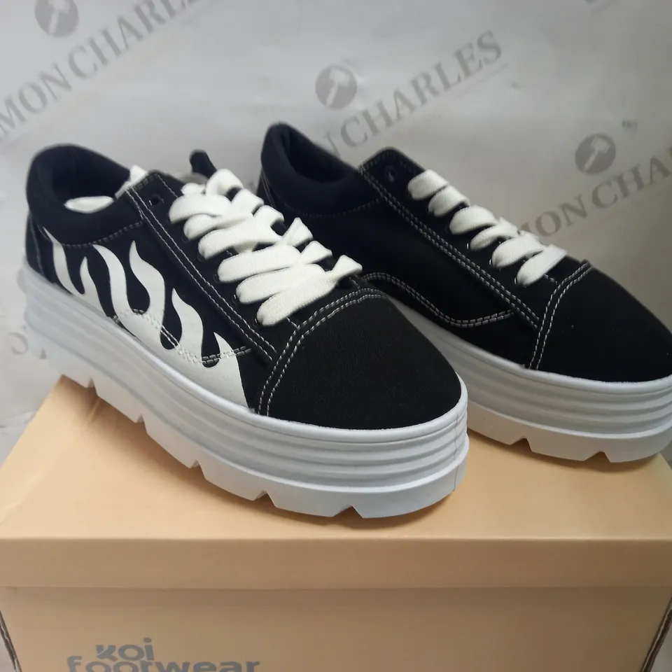 KOI VEGAN THE FURIES FLAMED CHUNKY TRAINERS - BLACK/WHITE SIZE 5