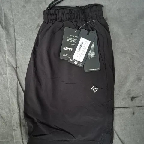BLACK 2-IN-1 SHORTS, NYLON/SPANDEX (87% NYLON, 13% SPANDEX) – SIZE S