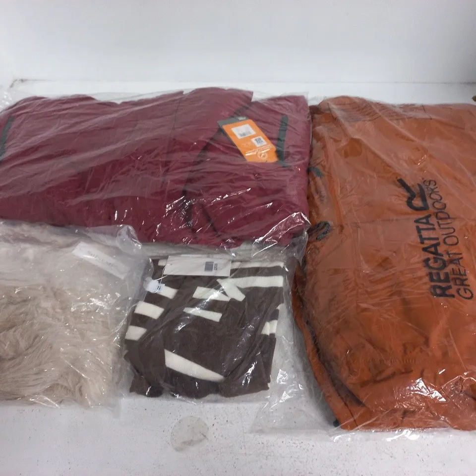 LOT OF APPROXIMATELY 14 ASSORTED CLOTHING ITEMS TO INCLUDE REGATTA AND SHINEME - UNCHECKED SIZES