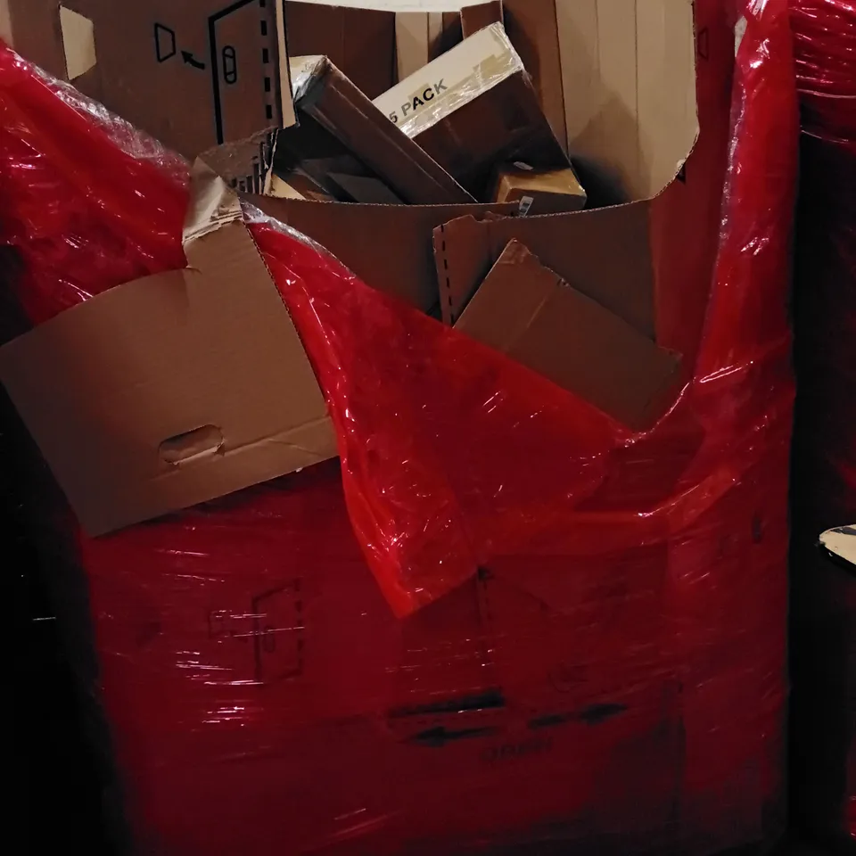PALLET OF ASSORTED HOUSEHOLD GOODS AND PRODUCTS TO INCLUDE; RETRACTABLE SAFETY GATE,AIR COOLER, CEILING LIGHT FITTING